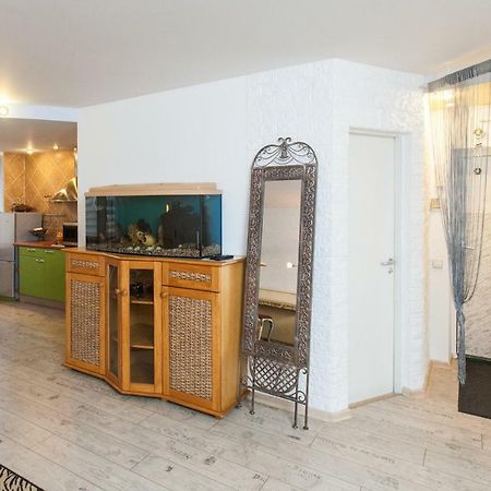 Apartment With Jacuzzi In Old Town カウナス エクステリア 写真