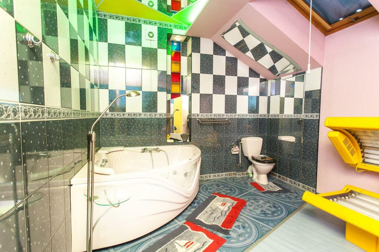 Apartment With Jacuzzi In Old Town カウナス エクステリア 写真