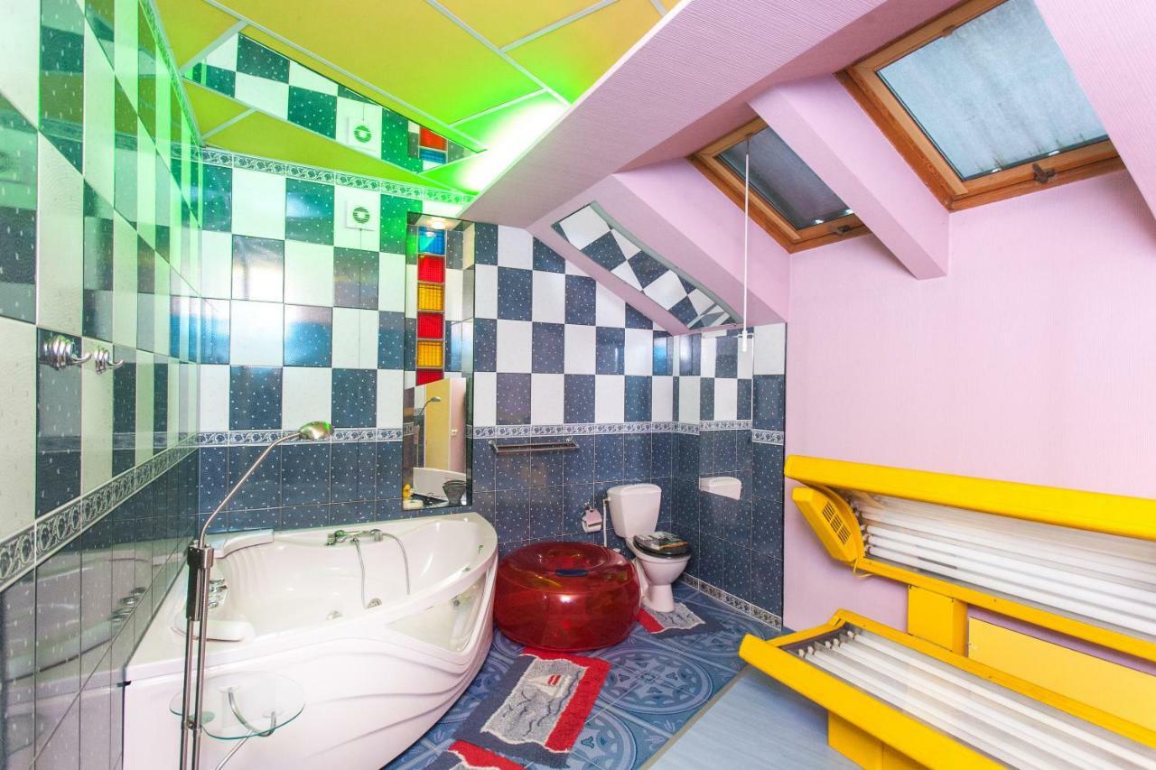 Apartment With Jacuzzi In Old Town カウナス エクステリア 写真